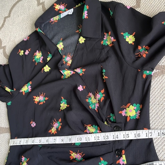 ASOS DESIGN ruched front button up wrap shirt midi dress in black floral print - Picture 13 of 16